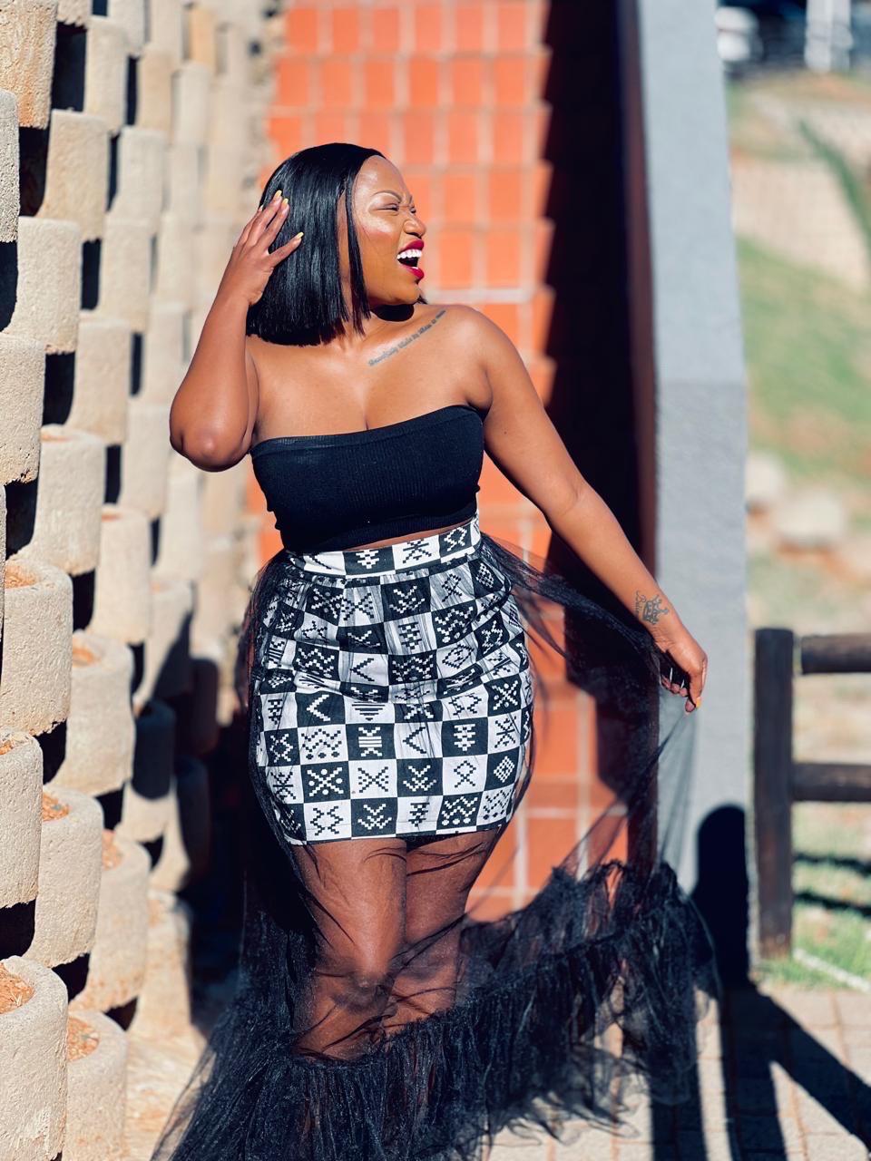 Midnight Mesh Traditional Skirt
